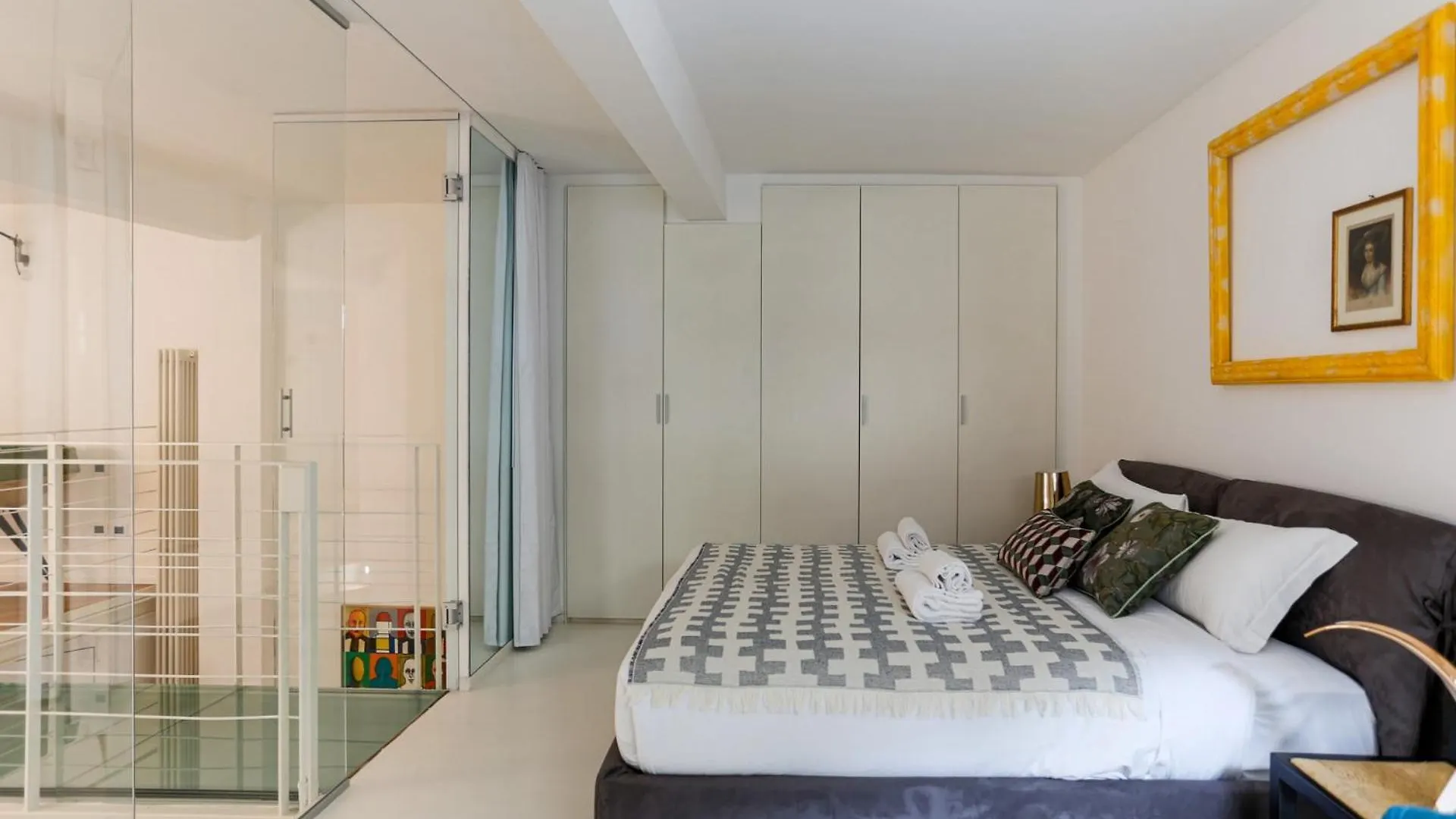 The Best Rent - Elegant Loft In Cinque Giornate Area 밀라노 아파트